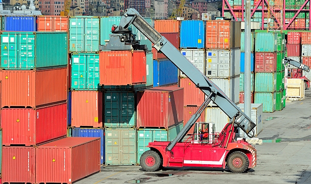 Egeli İhracatçılar Mayıs Ayında İhracatını Aıtırdı