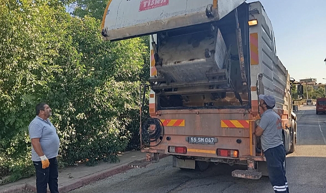 İlkadım’da Kaldırımlara Jet Yıkama