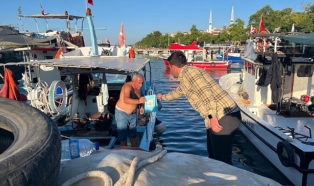 MEHMET ASLAN'DAN MAVİ BAYRAKLARIN İNDİRİLMESİNE TEPKİ