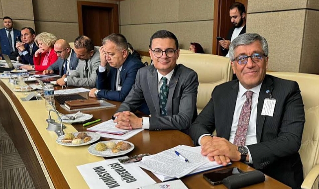 Türk Eğitim-Sen Öğretmenlik Mesleği Kanunu Teklifini Değerlendirdi