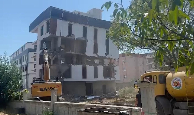 Atakum Belediyesi’nden Kaçak Yapıya Sert Müdahale