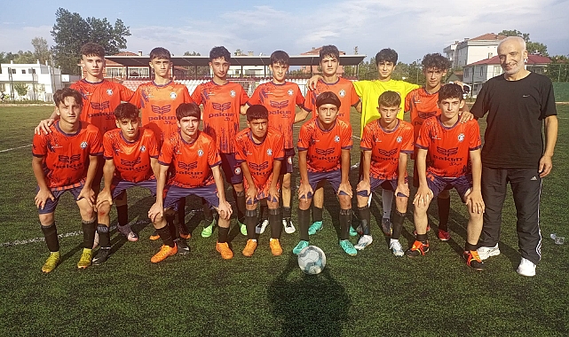 Bafra Mevlana Spor, 30 Ağustos Zafer Turnuvası'nda İkinci Oldu