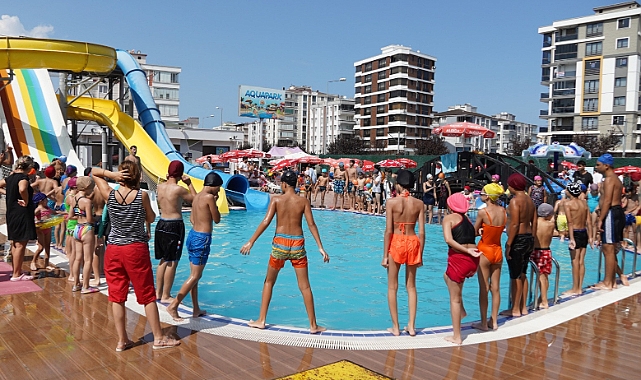 Başkan Türkel’den Çocuklara Son Tatil Günü Hediyesi