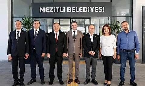 CHP'nin önde gelen isimleri Mezitli'de buluştu