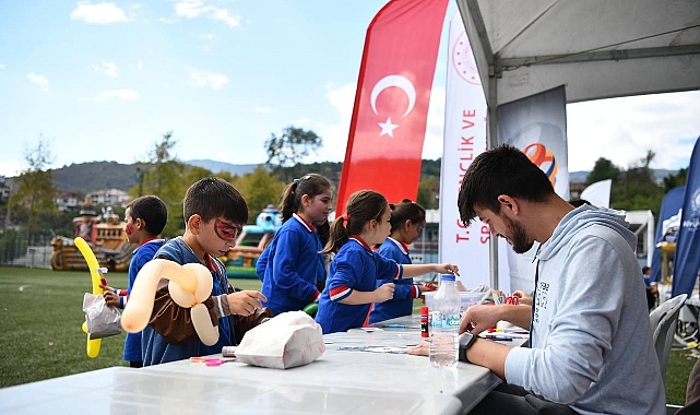Çocuklar Bu Şenlikte Çok Mutlu