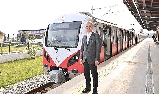 Demiryolları ile 8 Ayda Türkiye Nüfusunun İki Katı Yolcu Taşındı
