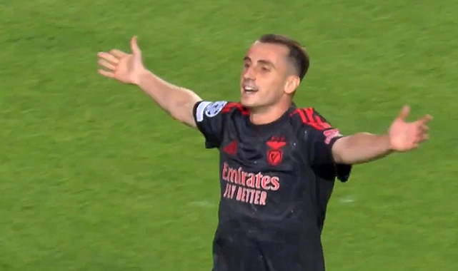 Muhammed Kerem Aktürkoğlu Kimdir? Biyografisi ve Futbol Kariyeri