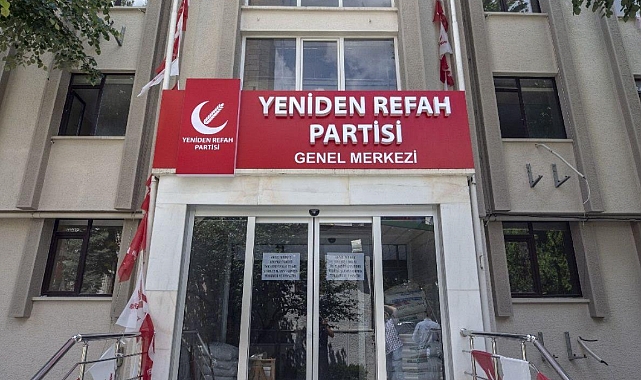 Yeniden Refah Partisi'nde İstifa Dalgası