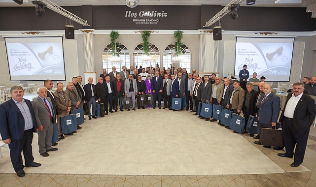 Başkan İbrahim Sandıkçı’dan Muhtarlara Bilgisayar Desteği