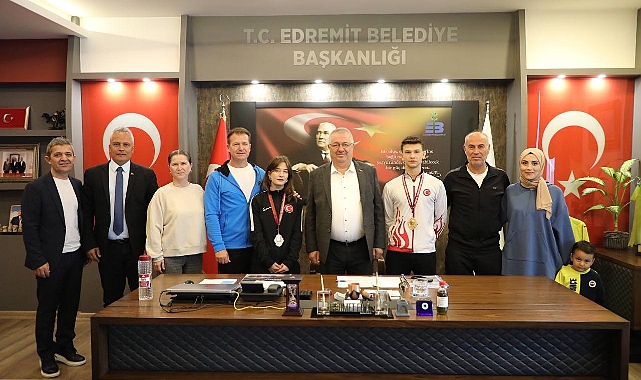 Edremit Belediyesi Sporcuları Taekwando Poomsae Türkiye Şampiyonası’nda 4 Altın Madalya Kazandı