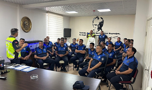 Manisa Büyükşehir Belediyesi Personeline Trafik Eğitimi Verildi