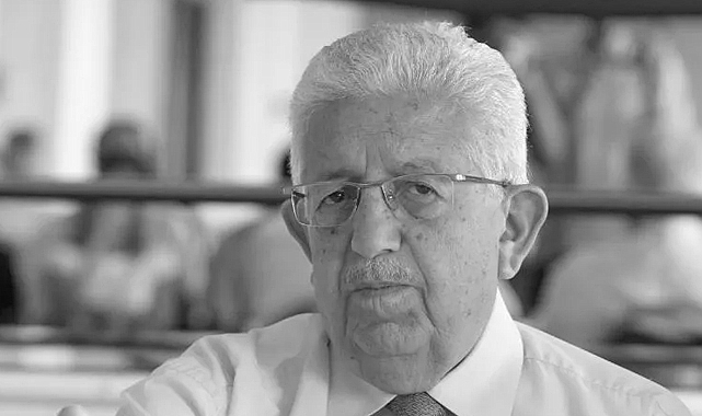 Recai Kutan Kimdir?