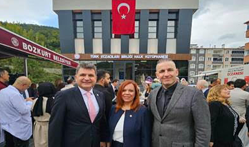 Türk Eczacıları Birliği Bozkurt Halk Kütüphanesi Açıldı