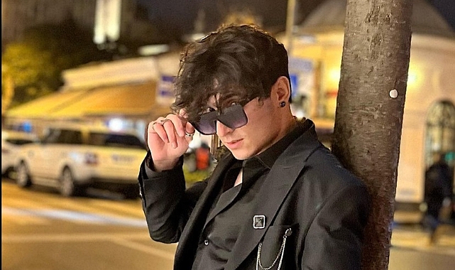 Youtube'un Parlayan Yıldızı: Doğukan iz