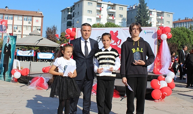 Bafra Sürmeli Ortaokulu Şiir Yarışmasında İlçe Birincisi Belli Oldu