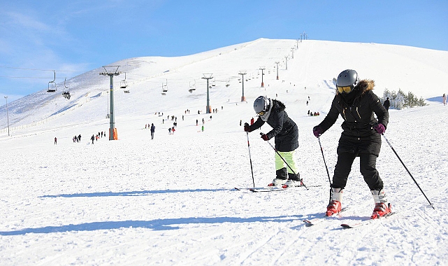 Akdağ Kayak Merkezi’nde Turizm Sezonu Başladı
