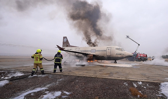 ARFF Ekipleri: 2024 Yılında 481 Acil Duruma Müdahale Etti