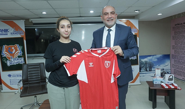Başkan İbrahim Sandıkçı: Öğrencilerimizin Sınav Ücretlerini Karşılıyoruz