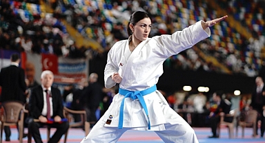 Sinem Özkan, Boğaziçi Karate Şampiyonası'nda Şampiyon Oldu