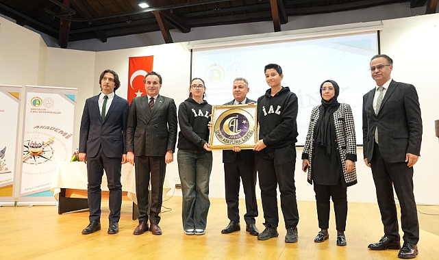 TÜBİTAK Bilim Olimpiyatları Hazırlıkları İzmir’de Başarıyla Tamamlandı
