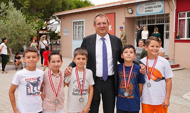 Ayvalık’ta “Özgür Zihinler Atölye” Çalışmaları Başlıyor