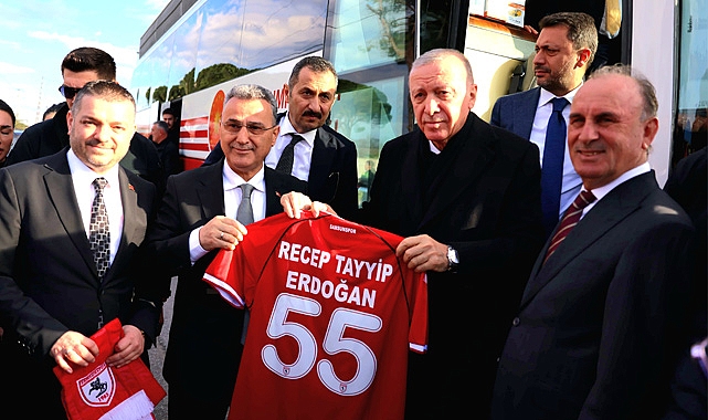 Başkan Kurnaz'dan Cumhurbaşkanı Erdoğan’a 55 Numaralı Forma