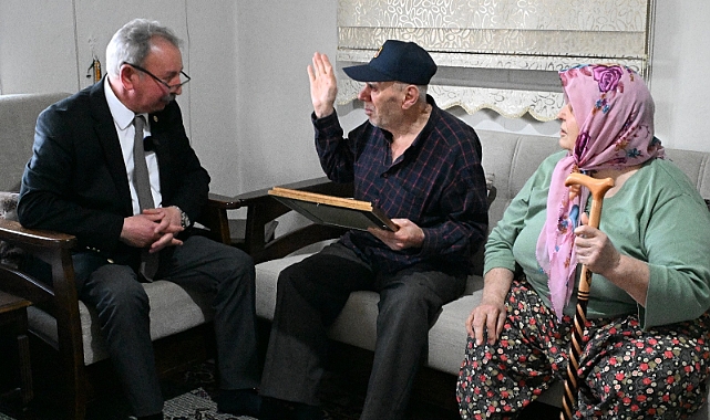 Salihli Belediyesi’nden Şehit Ailelerine Anlamlı Ziyaret