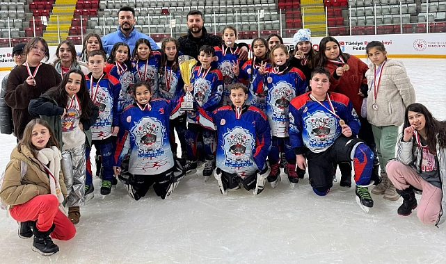Samsun GSİM SK, Buz Hokeyinde Türkiye Üçüncüsü Oldu