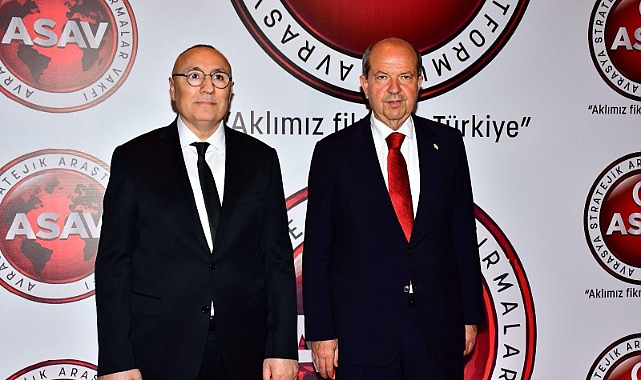 ASAD İftarında Kızıl Elma Ödülleri Sahiplerini Buldu