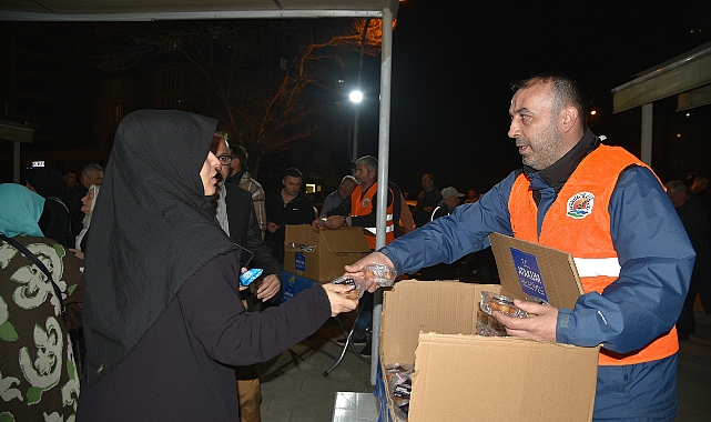 Atakum Belediyesi’nden Kadir Gecesi’nde Lokma İkramı