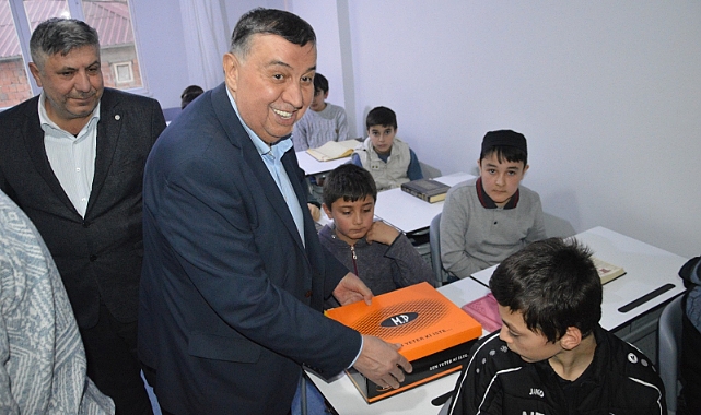Havza Belediye Başkanı Murat İkiz, Çiftlik Mahallesi'nde İftar Programına Katıldı