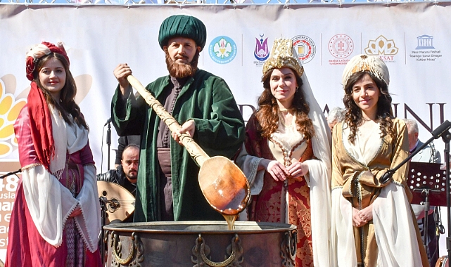 Manisa'da Nevruz ve Mesir Macunu Festivali Coşkusu