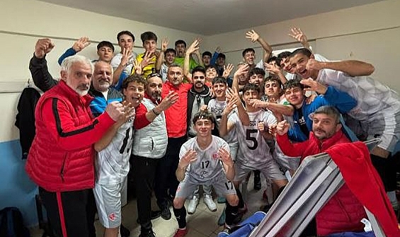 Manisa Spor Lisesi Futbol Takımı Türkiye Yarı Finallerinde!