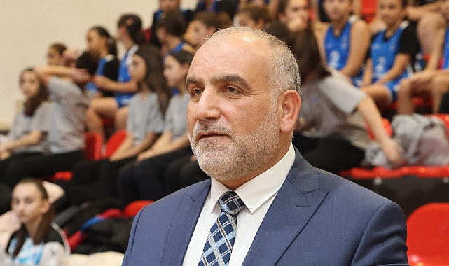 Canik Belediyespor U14 Kız Takımı Türkiye İkinciliğini Müzeye Taşıdı