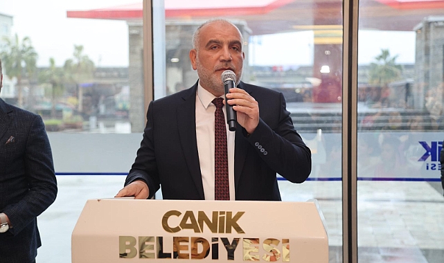 Canik'te Coşkulu Bayramlaşma: Bayram Sevinci Paylaşıldı