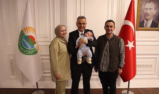 İlkadım’da Bayram Coşkusu: Başkan Kurnaz Vatandaşlarla Bayramlaştı