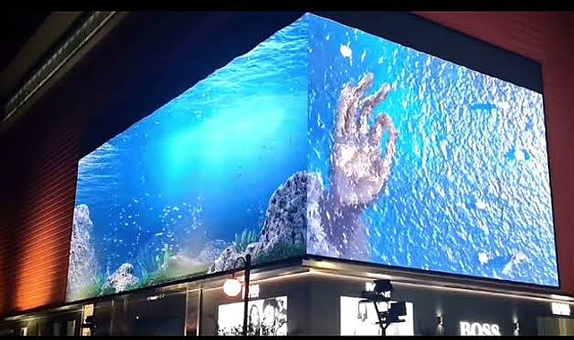 İzmir’de Profesyonel LED Ekran Çözümleri ile Görsel İletişimin Zirvesi