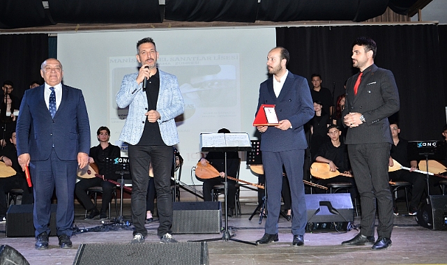 Manisa Güzel Sanatlar Lisesi’nden Neşet Ertaş’a Vefa Konseri