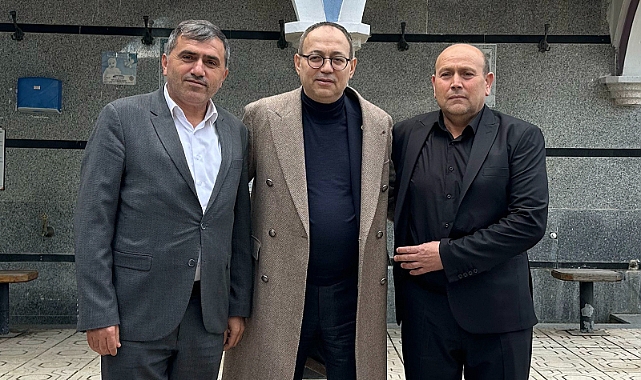 MHP Samsun'da Köy Köy Gezip Vatandaşlarla Bayramlaşıyor