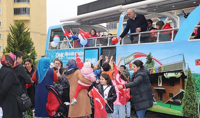 Sandıkçı: Geleceğimizin teminatı çocuklarımızdır