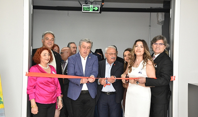 Atakum'da Sanat Buluşması: Karma Sergi Kapılarını Açtı