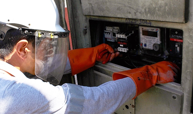 Dicle Elektrik’ten Bir İlk: Kaçak Elektriğe “Akıllı Sayaç” Darbesi