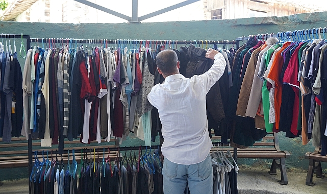 Atakum Belediyesi’nin Gezici Mağazası Köseli Mahallesi’nde Vatandaşlarla Buluştu
