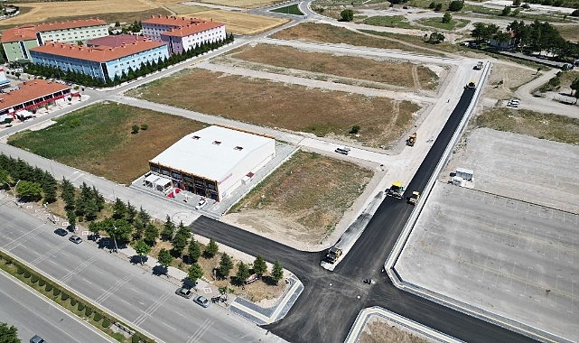 Çorum’da İki Hastaneyi Buluşturan Yeni Yol Tamamlanıyor
