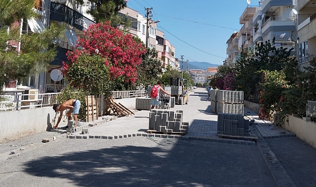 Edremit’in Dört Bir Yanında Çalışmalar Aralıksız Sürüyor