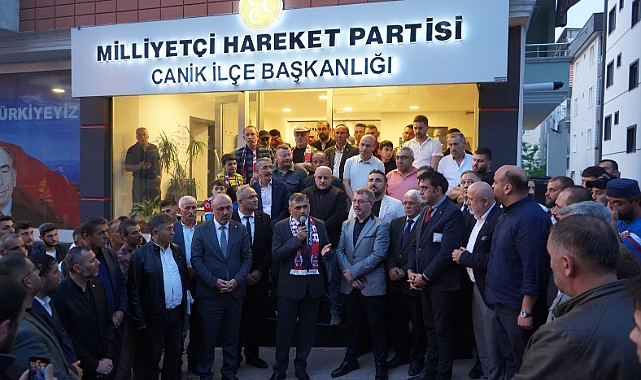MHP Samsun İl Teşkilatı'na Canik'te Büyük Katılım: 200 Yeni Üye Rozet Taktı