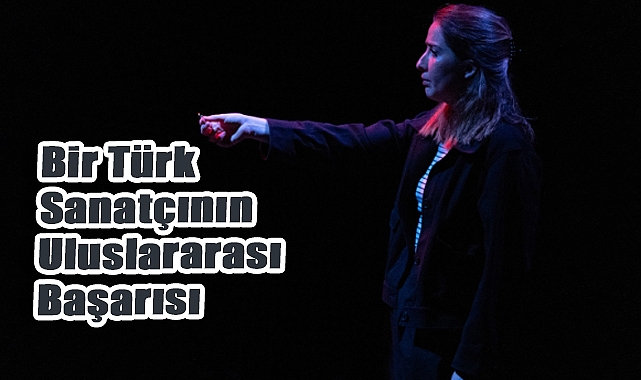 Bir Türk Sanatçının Uluslararası Başarısı: Büke Erkoç, Edinburgh Fringe Festivali'nde