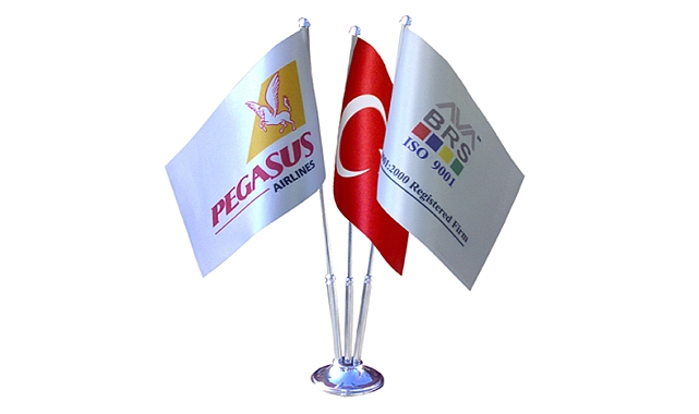 Masa Bayrağı Üzerinden Kurumsal İmaj Yönetimi