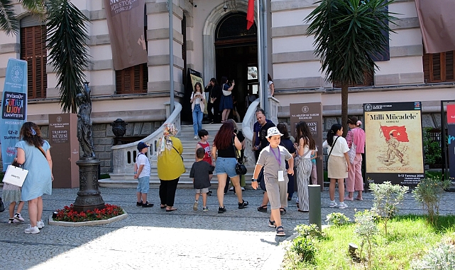 Trabzon Kültür Yolu Festivali'nde Sergilere Yoğun İlgi: Sanat ve Tarih Şehri Kuşattı