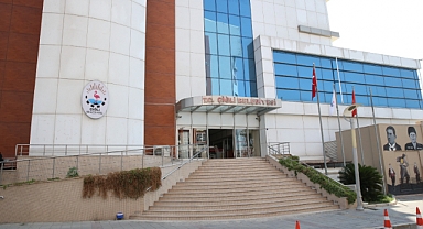 Çiğli Belediyesi’nden Üniversite Öğrencilerine Burs Desteği